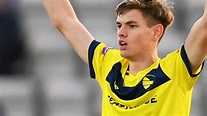 Hampshire: Scott Currie agrees first professional contract until 2024 ...