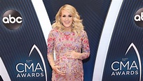 Carrie Underwood reveals the gender of her baby at CMAs