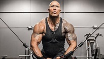 Así transformó su vida Dwayne The Rock Johnson: su historia de éxito ...