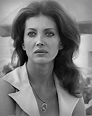 eyval.net : Legendary actress : Gayle Hunnicutt