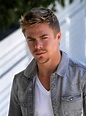 Derek Hough: Bio, Facts, Age, Affairs, Family Life – Celebrity Facts
