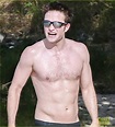 Robert Pattinson Bares Ripped Body While Shirtless in Antigua!: Photo ...