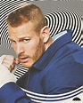 Tom Hopper as Luther Hargreeves in The Umbrella Academy - Season 2 ...