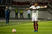 João Lucas é o jogador do Flamengo que testou positivo para coronavírus ...