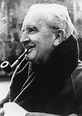 J. R. R. Tolkien, el creador de la Tierra Media … | Nuestras Charlas ...