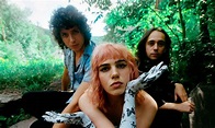 SUNFLOWER BEAN Shares 'Moment In The Sun' Their First New Song & Video ...