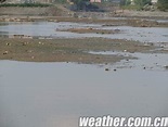 持续晴热少雨 玉林南流江河床裸露 - 广西首页 -中国天气网