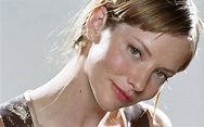 Poze Sienna Guillory - Actor - Poza 8 din 94 - CineMagia.ro