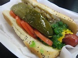 Restren:Chicago-style hot dog 2.jpg - Wikipedia