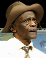 Winston Ntshona - IMDb