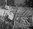 dead silent movie actress Barbara La Marr in her coffin | History buff ...
