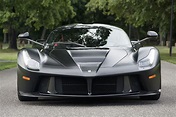 Impresionante Ferrari LaFerrari negro mate, subastado por 4,16 millones ...