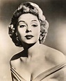 Yolande DONLAN : Biographie et filmographie