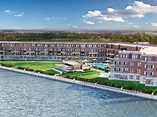 Luxury waterfront co ops for sale in Roslyn Harbor, New York | JamesEdition