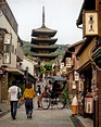 Walk in Kyoto's traditional Gion District - live online tour from Kyoto