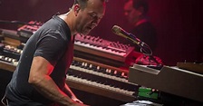 Watch Joel Cummins Of Umphrey's McGee's Gorgeous Piano Rendition Of A ...
