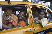 File:India - Kolkata girls - 2996.jpg - Wikimedia Commons