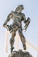 Estátua De Spartacus Em Spartak Stadium, Moscou Imagem de Stock ...