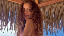 Shakira se estrena en el diseño compartiendo su bikini más sensual - AS.com