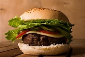 Criador do hambúrguer itinerante Kød comemora dois novos negócios