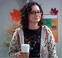 Leslie Winkle - Big Bang Theory - Sara Gilbert - Character profile ...