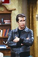 Henry Winkler as Fonzi on Happy Days: 29 Years Old | Oldest Actors to ...