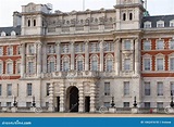 Whitehall, Protetor De Cavalo Real Palace Londres, Reino Unido Foto de ...