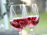 Lillet Wild Berry Cocktail selber zubereiten - erfrischendes Rezept