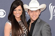 Justin Moore and Wife Welcome New Baby Girl | Country Music Rocks