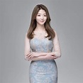 Shin Ji Yeon in 2022 | Gorgeous girls, Fashion, White outfits