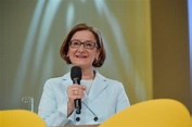 Johanna Mikl-Leitner: Mit 98,5 Prozent zur Parteiobfrau gewählt ...