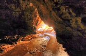 Light Shining through at Maquoketa Caves State Park, Iowa image - Free ...