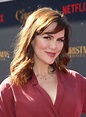 Sara Rue Attends The Christmas Chronicles Premiere at Fox Bruin Theater ...