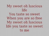 Patrick Watson-Luscious life WITH LYRICS - YouTube