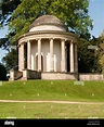 Templo de la Virtud, antiguo jardín paisajista Stowe, Buckinghamshire ...