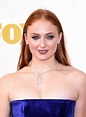 Sophie Turner | Zoom In on Every Stunning Beauty Look From the Emmys ...