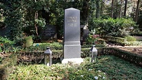 Harald Juhnke - Grab mit Grabstein des berühmte...