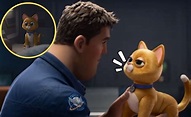 ¿Cómo se llama el gato de Buzz Lightyear y qué hace?