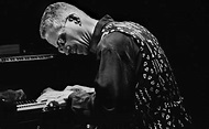 Keith Jarrett | News | ECM-Neuheit im Oktober - Keith Jarrett solo live ...