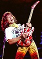 30 Amazing Photographs of Eddie Van Halen on the Stage From the Late ...