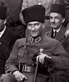 Mustafa Kemal Paşa'nın İlk Defa Gülümsediği Fotoğrafının Öyküsü ...