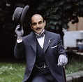 David Suchet in Poirot (1989) in 2020 | Poirot, Hercule poirot, Agatha ...