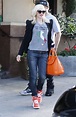 Gwen Stefani in G-Star Skinny Jeans | Gwen stefani style, Gwen stefani ...