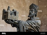 Estatua del rey Guillermo II de Sicilia ofreciendo la Catedral de ...