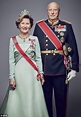 Norwegian royal family pose in their finery for flawless portraits ...