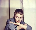 35 Glamorous Color Photos of Jean Seberg in the 1960s | Vintage News Daily