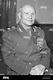 Sowjetischer Marschall Ivan Konev Schwarzweiß-Stockfotos und -bilder ...