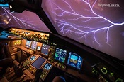 This breathtaking photo shows rare St. Elmo’s fire from an airplane cockpit