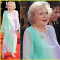 Betty White: Emmys 2010 Red Carpet | 2010 Emmy Awards, Betty White ...