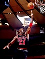 Michael Jordan - Chicago Bulls, 1984–1993, 1995–1998 | Michael jordan ...